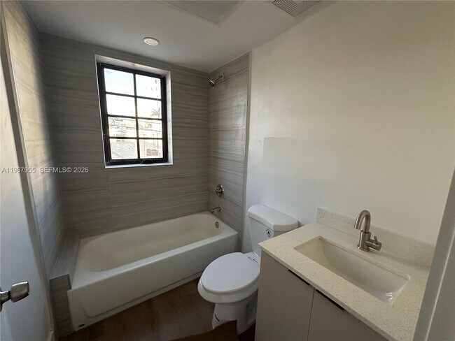 1619 Jefferson Ave in Miami Beach, FL - Building Photo - Building Photo