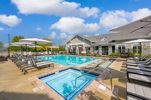 Maverick Modern Apartments in Greenwood, IN - Building Photo