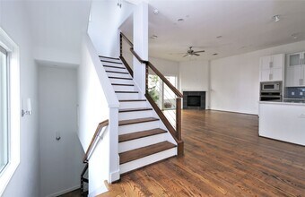 5711 Kansas St in Houston, TX - Building Photo - Building Photo
