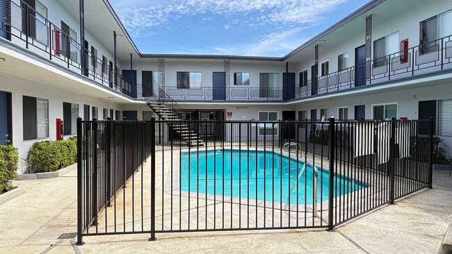 20912 Amie Ave, Unit 002