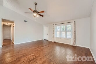 414 River Point Dr in Woodstock, GA - Building Photo - Building Photo