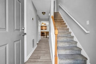 1723 Barrington Overlook in Marietta, GA - Building Photo - Building Photo