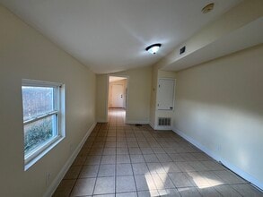 1112 Monroe St, Unit 1112 Monroe in New Orleans, LA - Building Photo - Building Photo