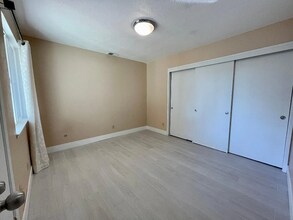 412 Persifer St, Unit A in Folsom, CA - Foto de edificio - Building Photo