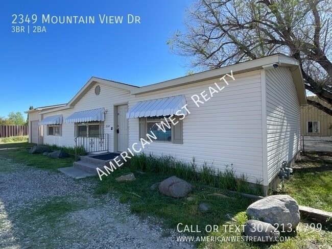 property at 2349 Mountain View Dr