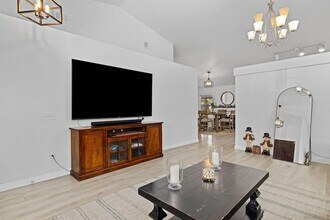 286 Glendale Ave in San Marcos, CA - Building Photo - Building Photo