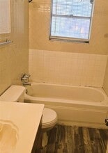 2414 52nd St in Dallas, TX - Foto de edificio - Building Photo