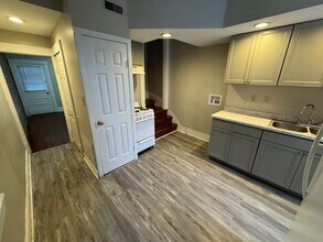 552 Bradley St, Unit duplex in Columbus, OH - Foto de edificio - Building Photo