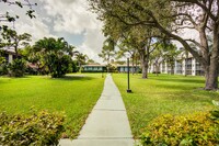 Coronado Springs East photo'