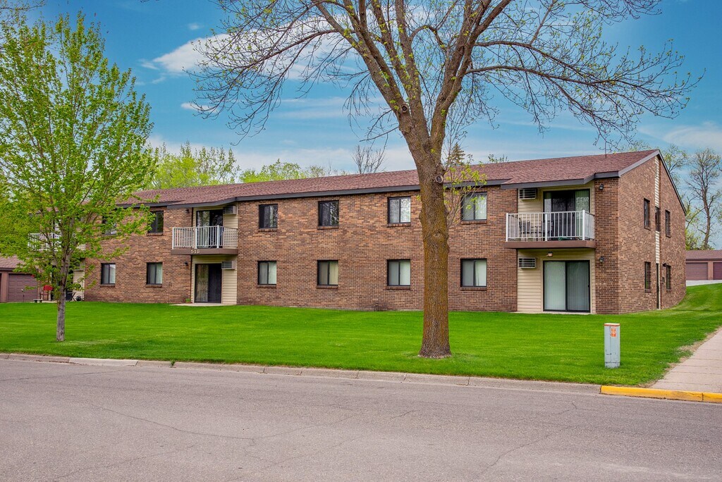 Laurel Place Apartments Fergus Falls, MN Apartments For Rent