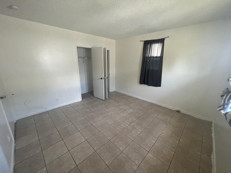 1649 W 26th St in West Palm Beach, FL - Building Photo