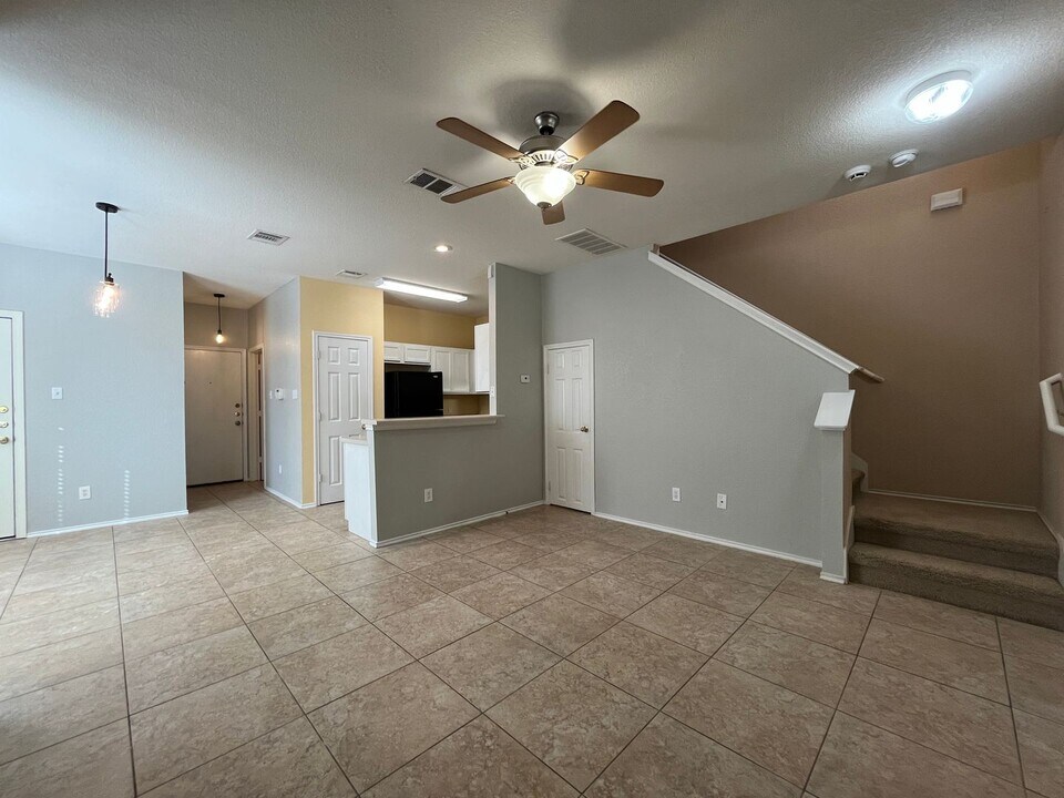 14504 Harris Ridge Blvd in Pflugerville, TX - Building Photo