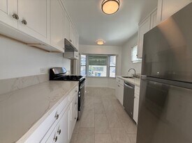 1157 N Genesee Ave in West Hollywood, CA - Building Photo