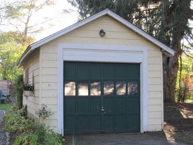 5 Belvidere Way in Framingham, MA - Building Photo - Building Photo