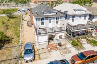 145 Beach 27th St in Far Rockaway, NY - Building Photo - Building Photo