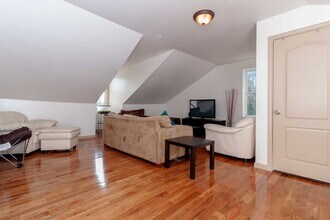 124 S 12th St in Pittsburgh, PA - Building Photo - Building Photo