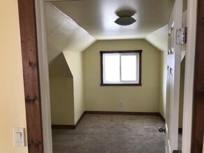 377 Sydney Ave in Winnipeg, MB - Building Photo - Building Photo