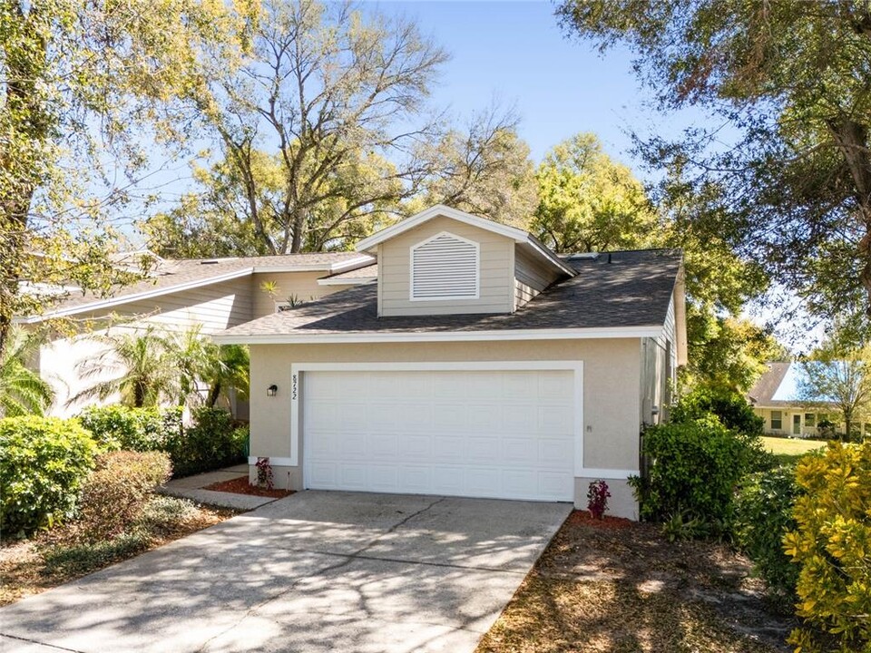 8722 Village Green Blvd in Clermont, FL - Foto de edificio