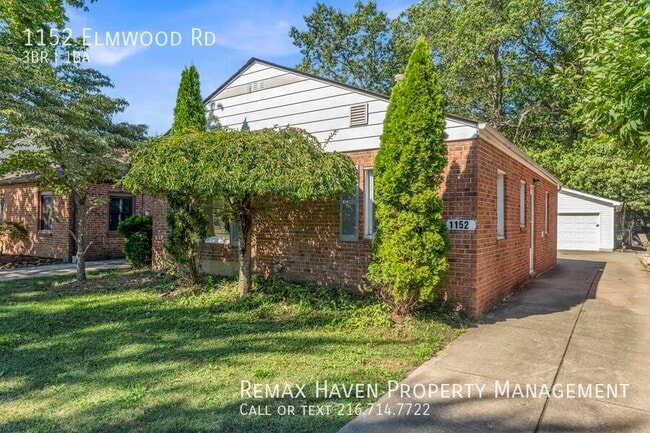 1152 Elmwood Rd in Mayfield Heights, OH - Building Photo - Building Photo
