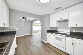 7039 N 15th St in Phoenix, AZ - Building Photo - Building Photo