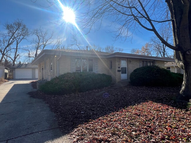 property at 6210 Franklin Ave