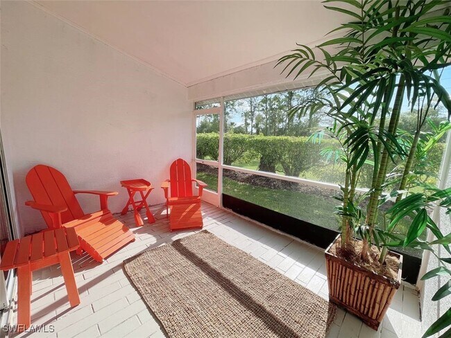 property at 2037 W Crown Pointe Blvd