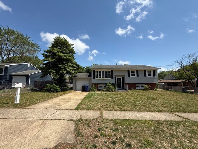 309 Ellis Ct in Lawnside, NJ - Building Photo - Building Photo
