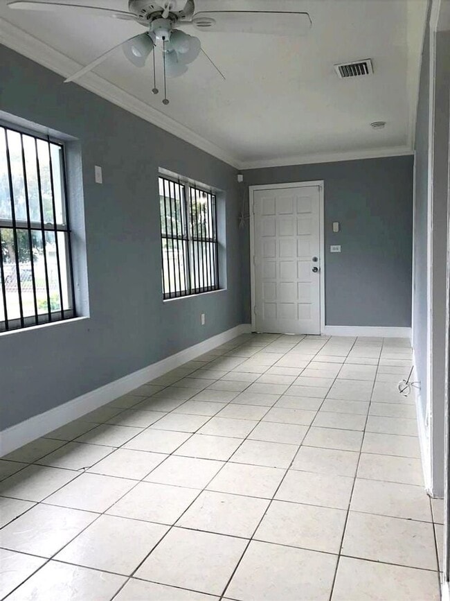 772 NW 52nd St in Miami, FL - Building Photo - Building Photo