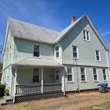 27 Maple St in Manchester, CT - Foto de edificio - Building Photo