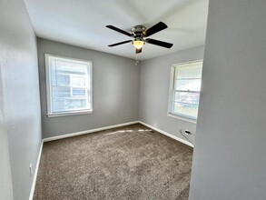417 Charles in Hutchinson, KS - Building Photo - Building Photo