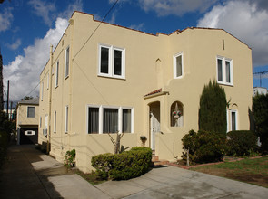 1135 N Alexandria Ave in Los Angeles, CA - Building Photo - Building Photo