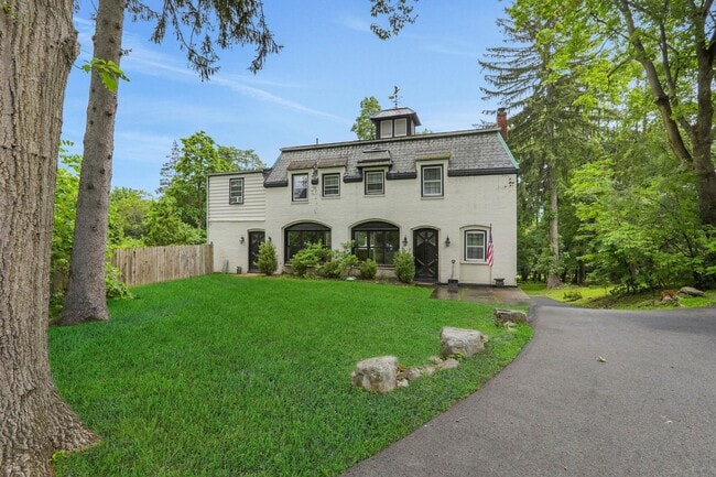 property at 50 Old Balmville Rd
