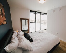 221 Stradbrook Ave in Winnipeg, MB - Building Photo - Building Photo