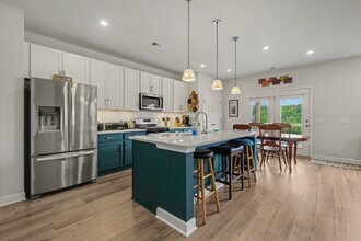 139 E Millbrook Dr in Spring Hill, TN - Building Photo - Building Photo