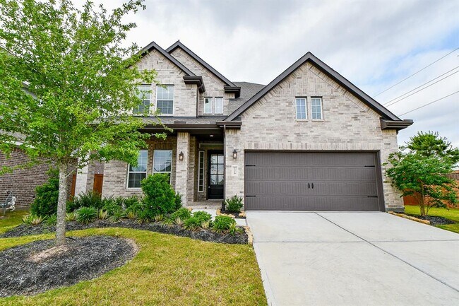 7319 Bayberry Crescent Ln