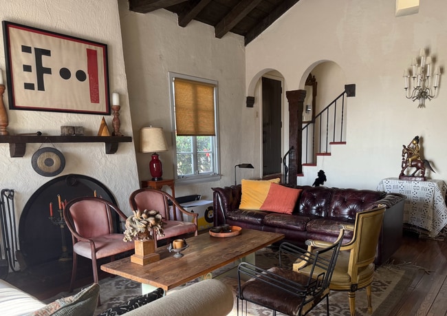 8301 Marmont Ln in Los Angeles, CA - Building Photo - Building Photo