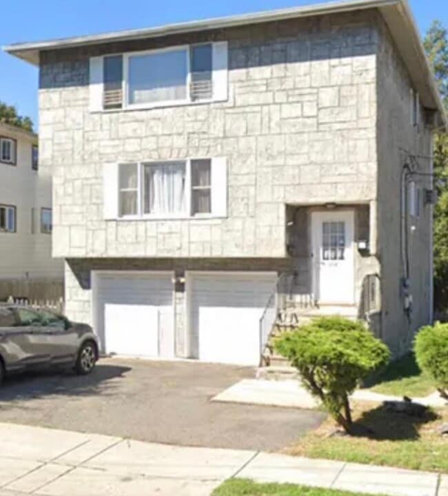 354 Highland Ave, Unit 3 second floor