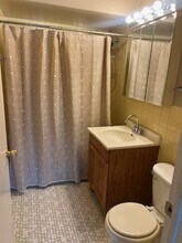 7830 W North Ave in Elmwood Park, IL - Building Photo - Building Photo