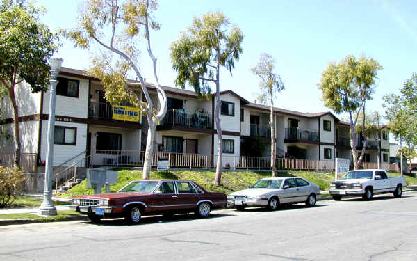 Ohio Street Apartments in Anaheim, CA - Building Photo