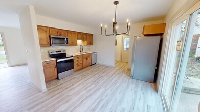10797 Jeff Ln in Cincinnati, OH - Building Photo - Building Photo