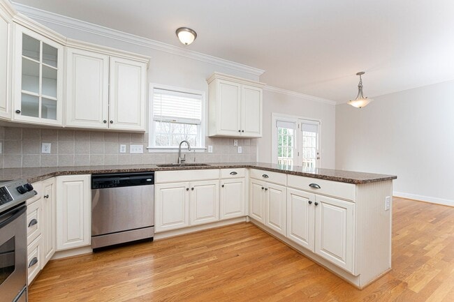 4030 Joyner Cross Rd in Kernersville, NC - Building Photo - Building Photo