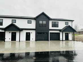 106 Lyons Ave in Harrodsburg, KY - Building Photo - Building Photo