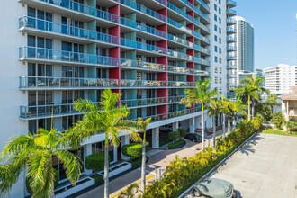 BeachWalk in Hallandale Beach, FL - Building Photo - Building Photo