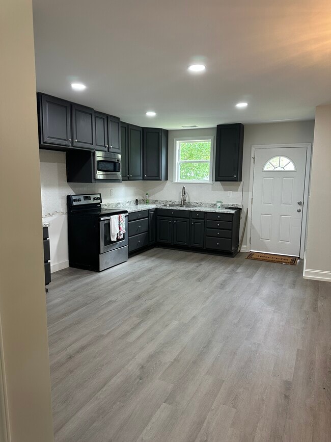 105 Center St in Kings Mountain, NC - Building Photo - Building Photo
