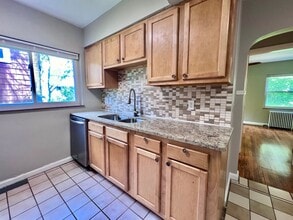 4348 Kirby Ave in Cincinnati, OH - Building Photo - Building Photo