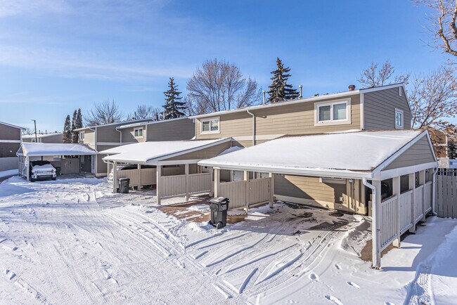 Mill Village in Edmonton, AB - Building Photo - Building Photo