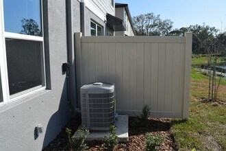 17125 Blowfish Dr in Nokomis, FL - Foto de edificio - Building Photo
