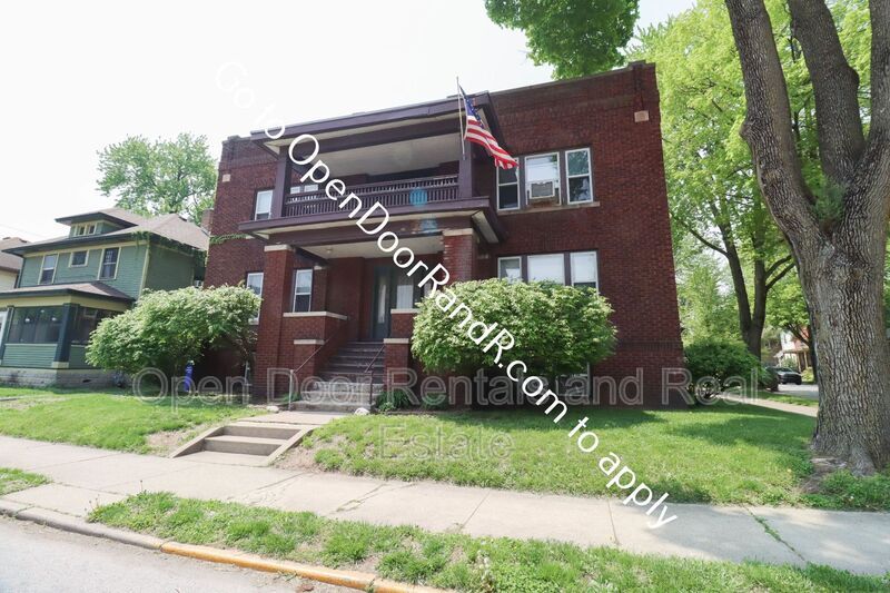 1102 Rockhill St Photo