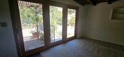 2188 Latimer Ln in Los Angeles, CA - Building Photo - Building Photo