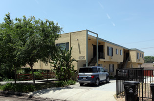 22747 Del Valle St Apartments